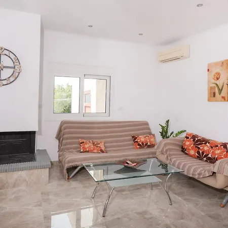 Holiday home Olive Pastida