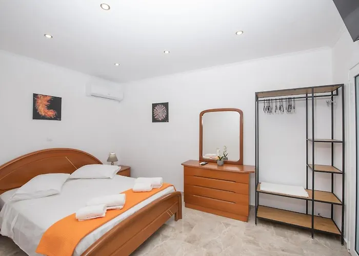 Holiday home Olive Pastida